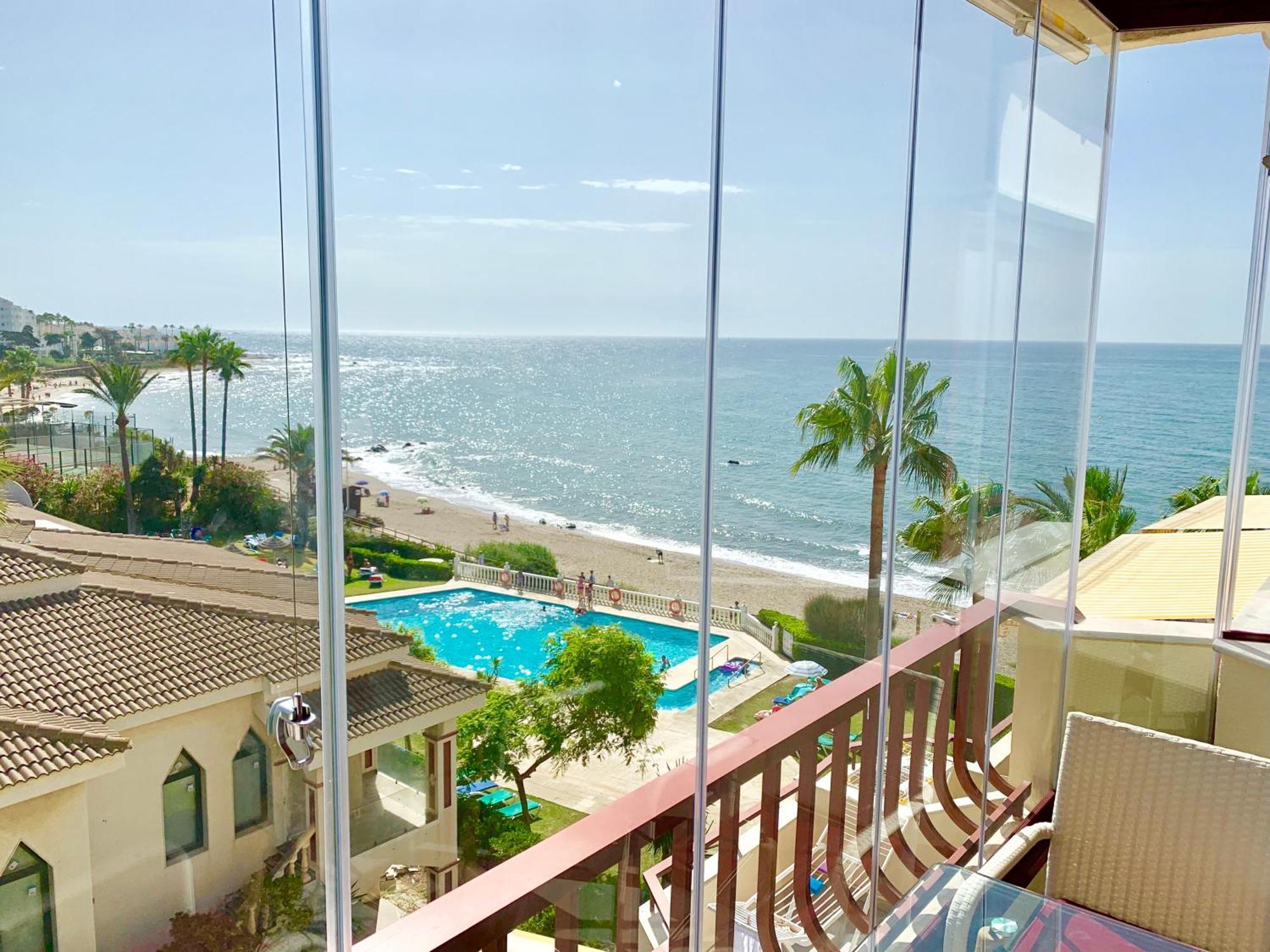 Urbanization On The Beach Front 1-3 La Cala De Mijas Exterior photo